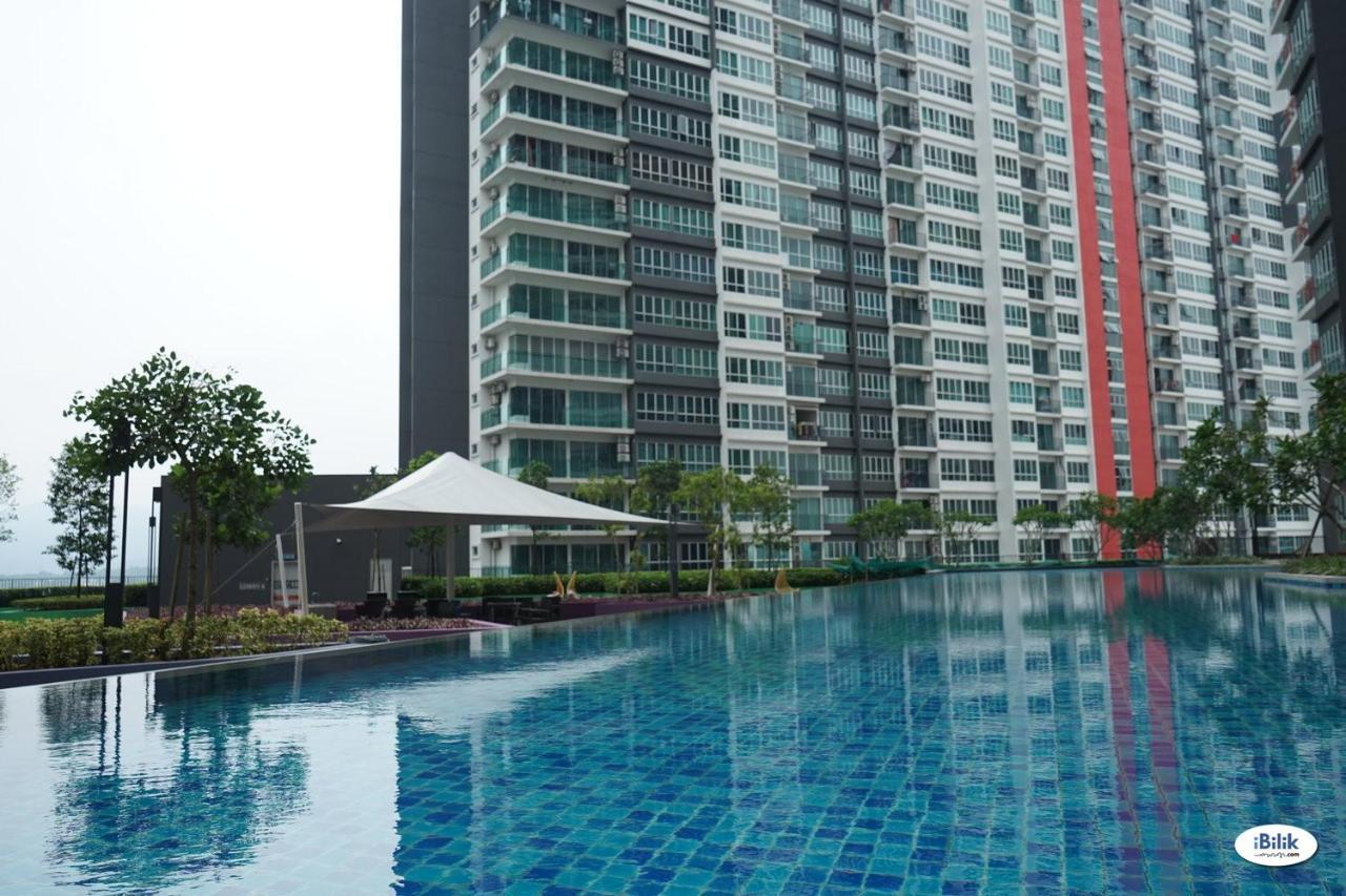Zizz Homestay - The Pallet Home Petaling Jaya Extérieur photo
