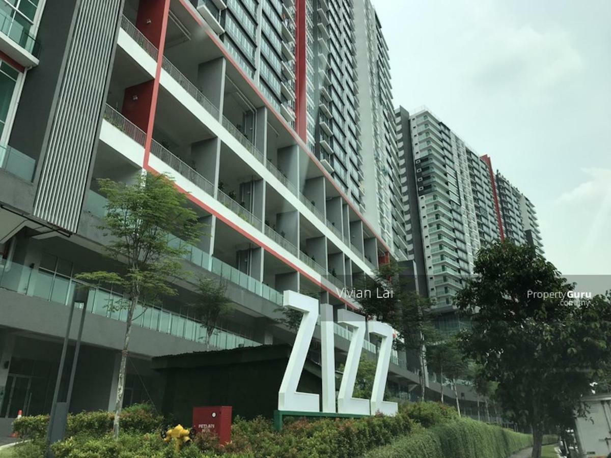 Zizz Homestay - The Pallet Home Petaling Jaya Extérieur photo