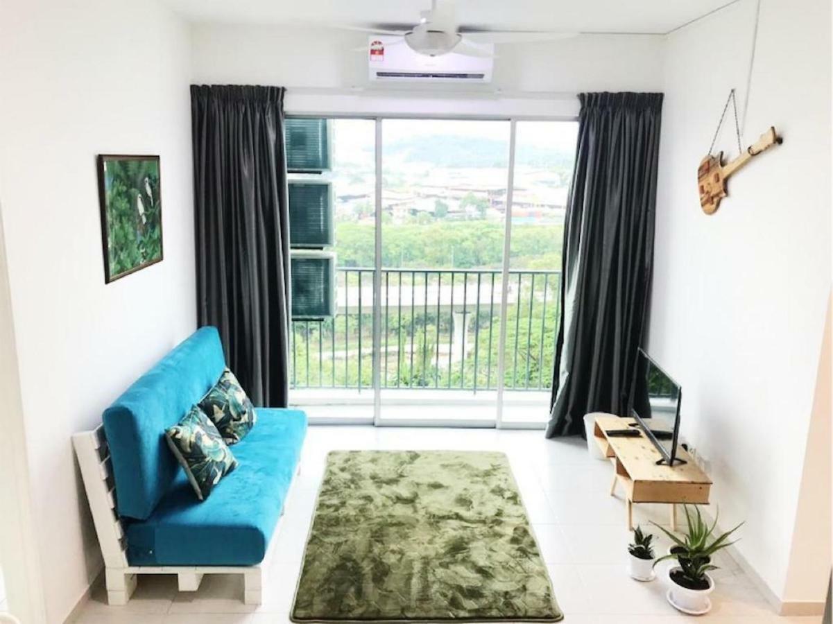 Zizz Homestay - The Pallet Home Petaling Jaya Extérieur photo