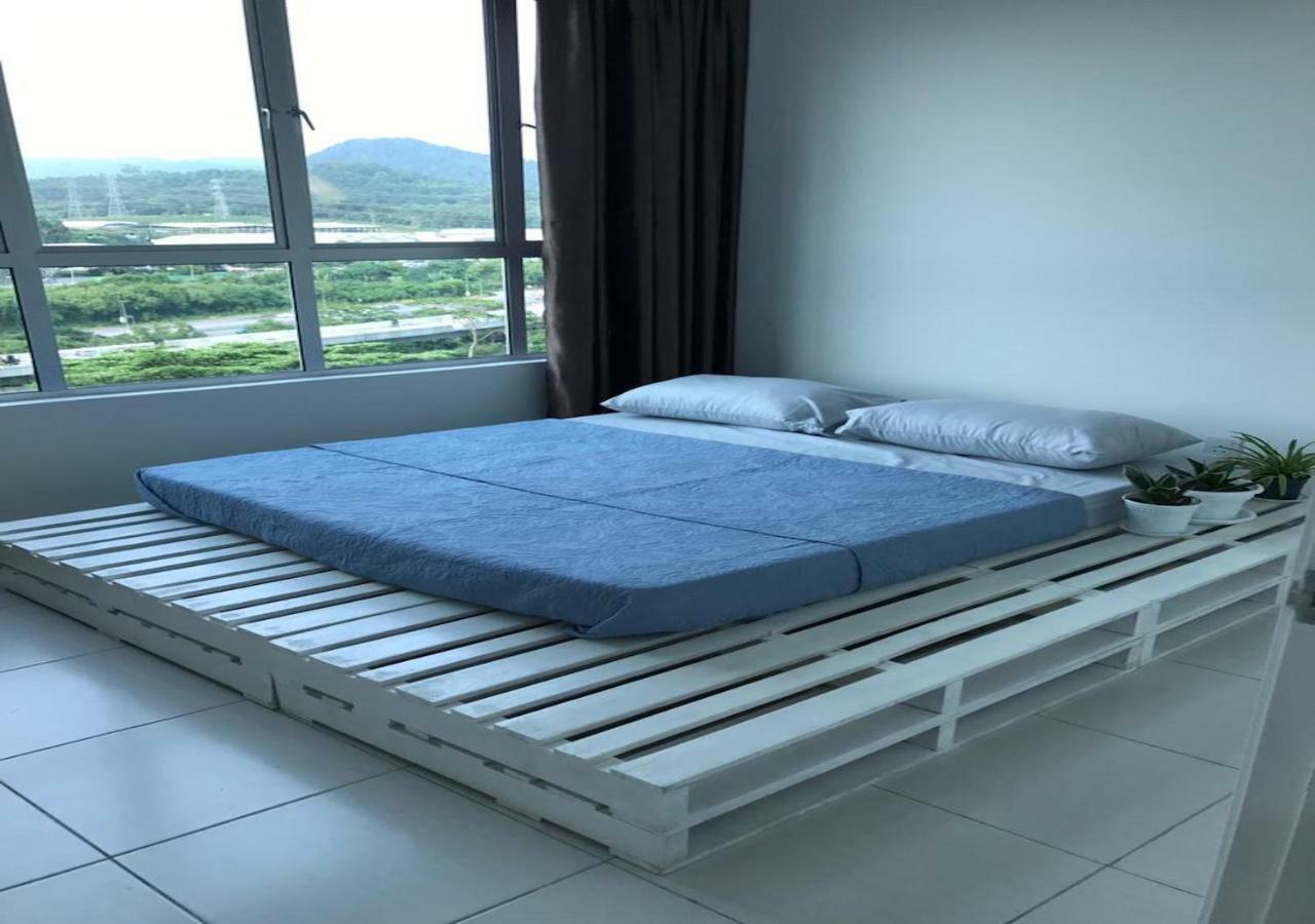 Zizz Homestay - The Pallet Home Petaling Jaya Extérieur photo