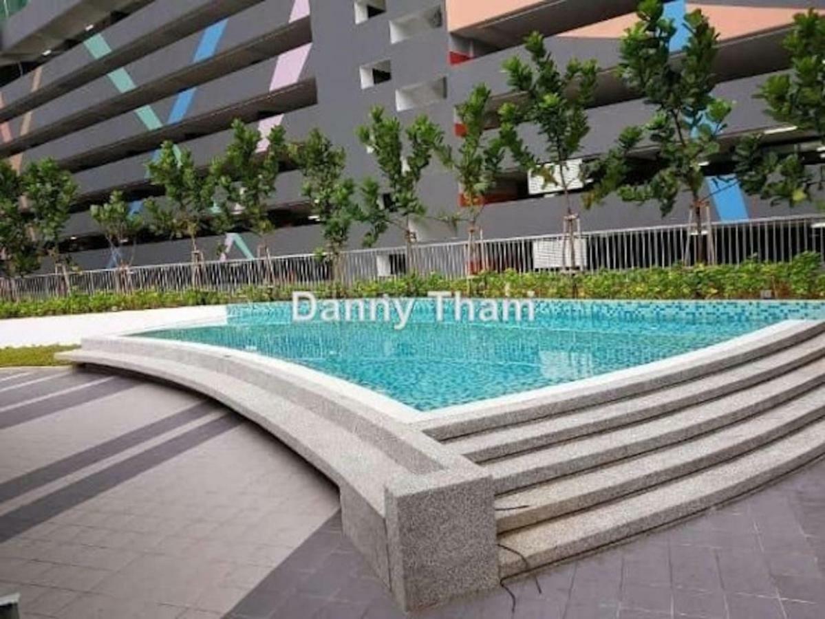Zizz Homestay - The Pallet Home Petaling Jaya Extérieur photo